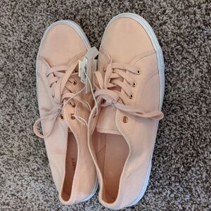 Pastel Casual Sneakers W11 Old Navy Peach Canvas Cushion Insole NWT Minimalist